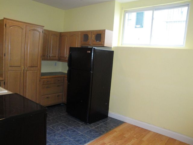 6 Francis Street, Hampton, NH 03842