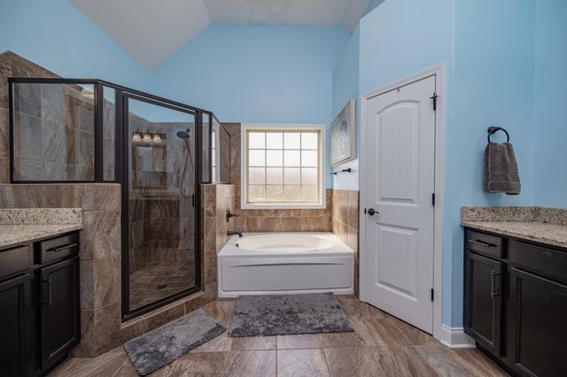 204 Bluebriar Trace, Clarksville, TN 37043