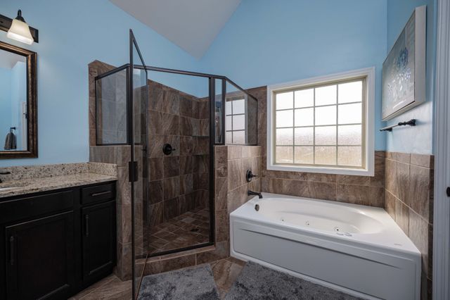 204 Bluebriar Trace, Clarksville, TN 37043