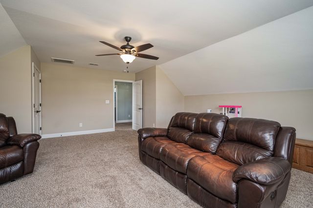 204 Bluebriar Trace, Clarksville, TN 37043