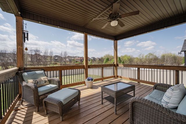 204 Bluebriar Trace, Clarksville, TN 37043