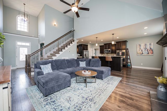 204 Bluebriar Trace, Clarksville, TN 37043