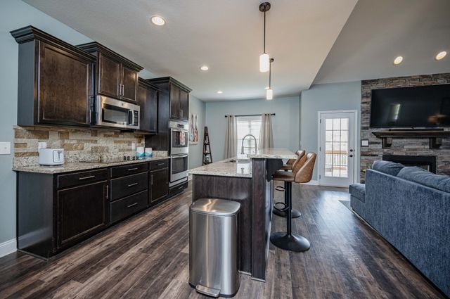 204 Bluebriar Trace, Clarksville, TN 37043