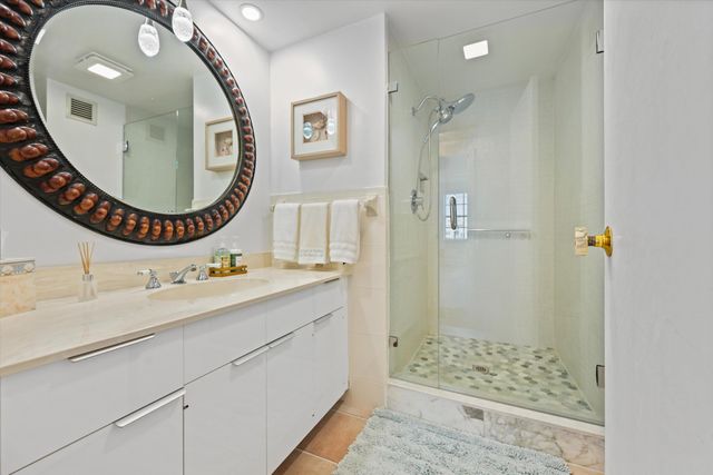 3475 S Ocean Boulevard 7150, Palm Beach, FL 33480