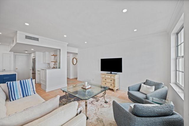 3475 S Ocean Boulevard 7150, Palm Beach, FL 33480