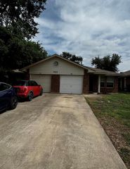 8613 Talyne Chaise CIR, Austin, TX 78729