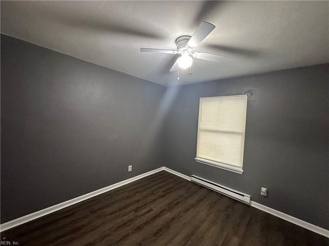 7446 Fenner St Apt 1, Norfolk, VA 23505
