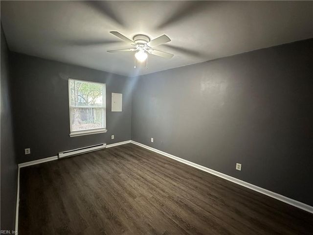 7446 Fenner St Apt 1, Norfolk, VA 23505