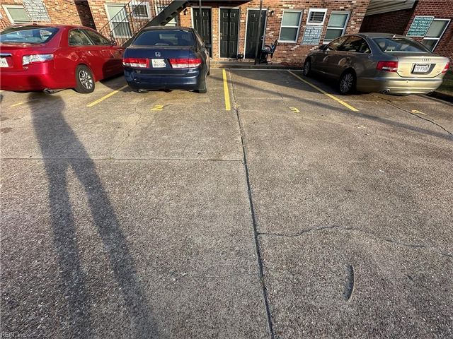 7446 Fenner St Apt 1, Norfolk, VA 23505