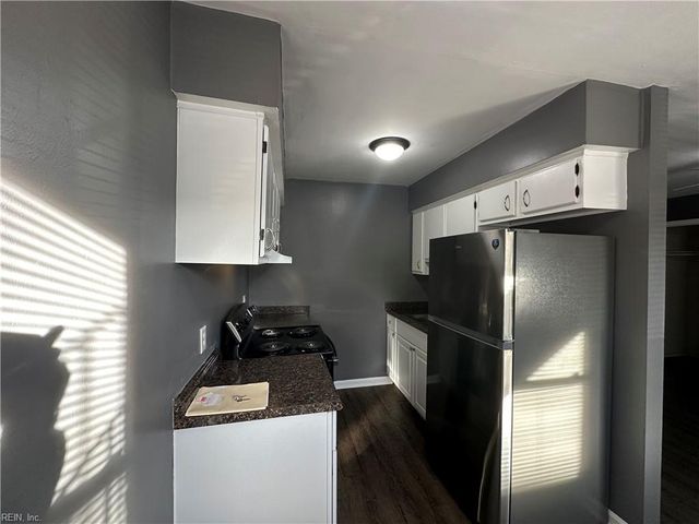 7446 Fenner St Apt 1, Norfolk, VA 23505