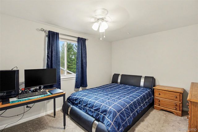 920 Meadowlark Lane, Howell, MI 48843