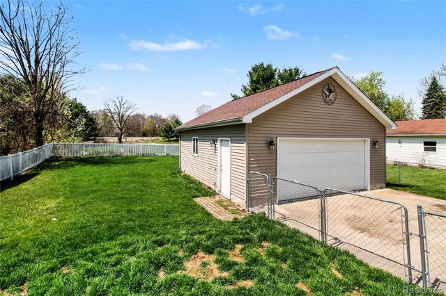 920 Meadowlark Lane, Howell, MI 48843