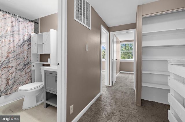 319 BIGLEY AVE, Baltimore, MD 21227
