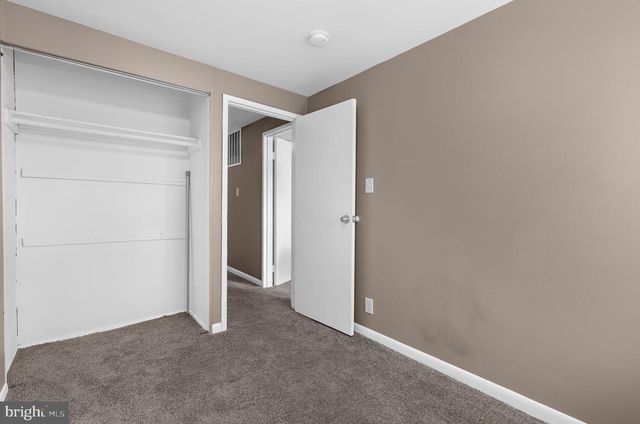 319 BIGLEY AVE, Baltimore, MD 21227
