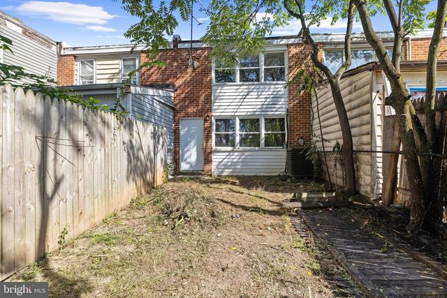 319 BIGLEY AVE, Baltimore, MD 21227