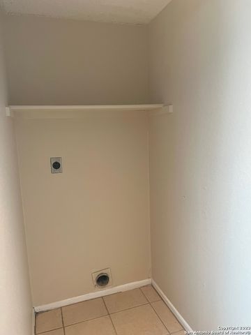5730 SPRING MOON ST, San Antonio, TX 78247