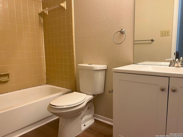 5730 SPRING MOON ST, San Antonio, TX 78247