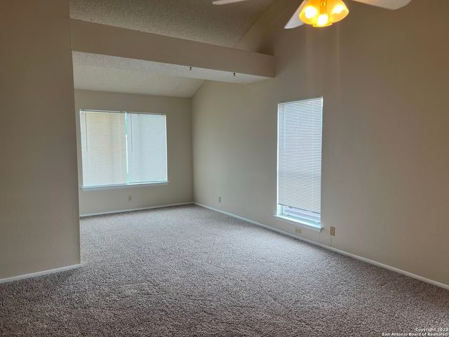 5730 SPRING MOON ST, San Antonio, TX 78247