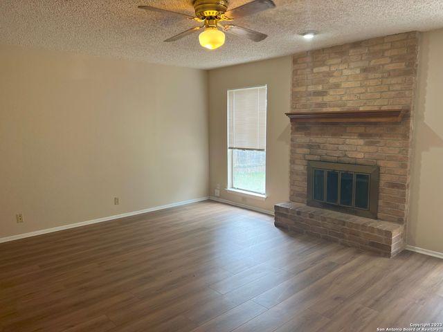 5730 SPRING MOON ST, San Antonio, TX 78247