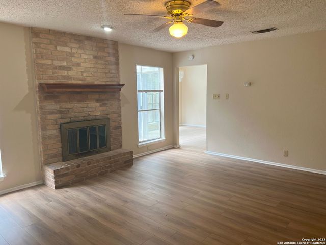 5730 SPRING MOON ST, San Antonio, TX 78247