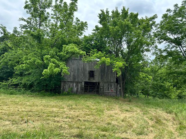 213 Trace Creek Trail, Mammoth Spring, AR 72554
