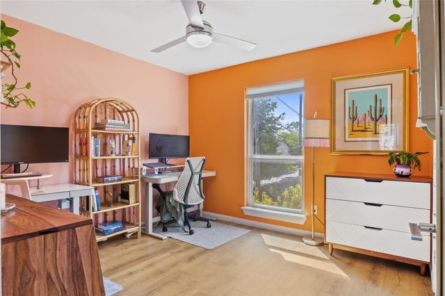 8605 Putnam DR 202, Austin, TX 78757