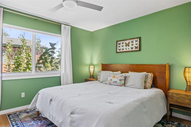 8605 Putnam DR 202, Austin, TX 78757