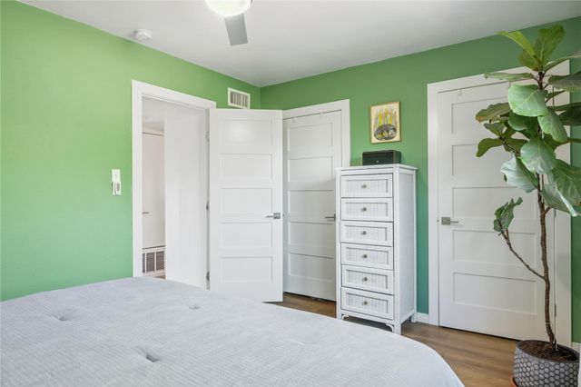 8605 Putnam DR 202, Austin, TX 78757