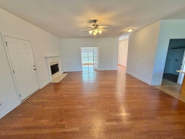 396 Will Landrum Rd, Chesnee, SC 29323