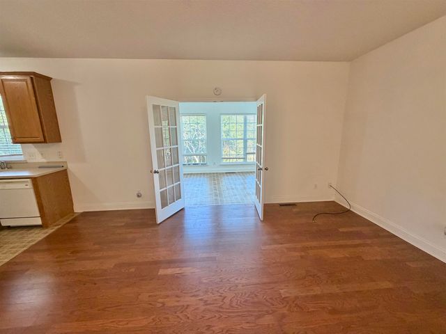 396 Will Landrum Rd, Chesnee, SC 29323