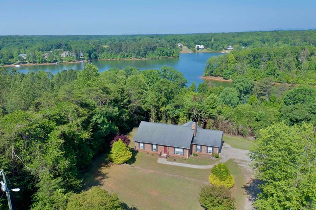 396 Will Landrum Rd, Chesnee, SC 29323