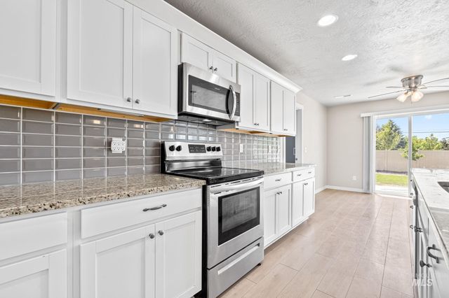 1807 W Lava Ave., Nampa, ID 83651