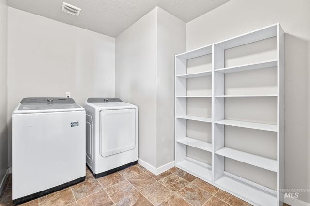 1807 W Lava Ave., Nampa, ID 83651