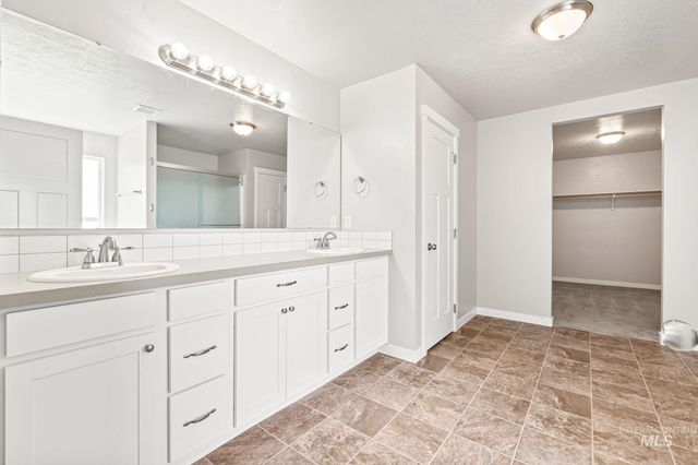 1807 W Lava Ave., Nampa, ID 83651
