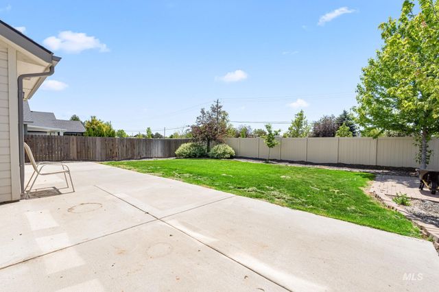 1807 W Lava Ave., Nampa, ID 83651