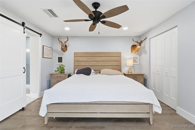 329 NE 10th Street, Crystal River, FL 34428