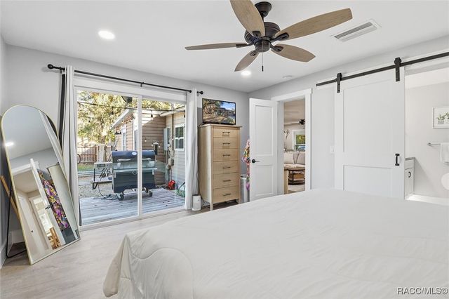 329 NE 10th Street, Crystal River, FL 34428