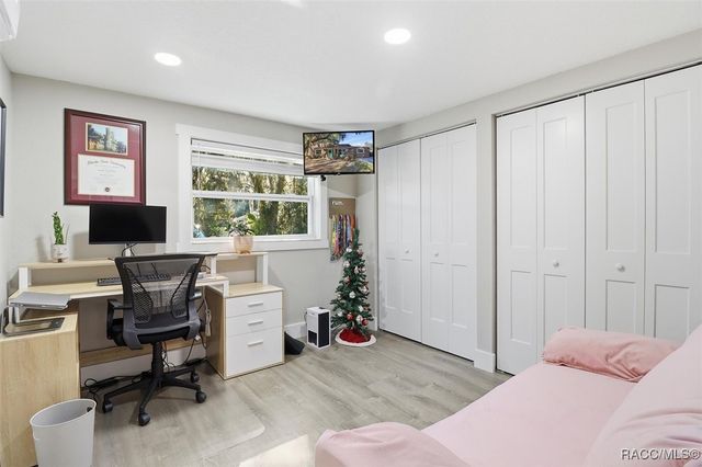 329 NE 10th Street, Crystal River, FL 34428