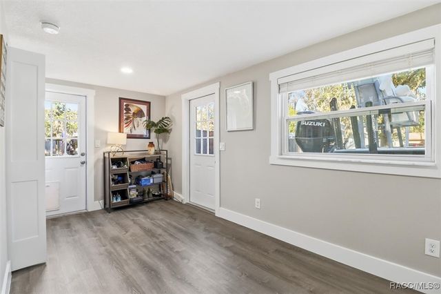 329 NE 10th Street, Crystal River, FL 34428