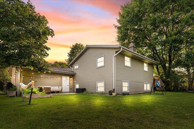 1912 Jefferson STREET, West Bend, WI 53090