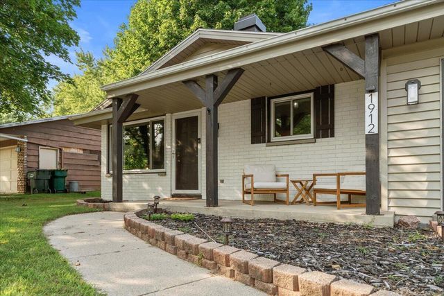 1912 Jefferson STREET, West Bend, WI 53090