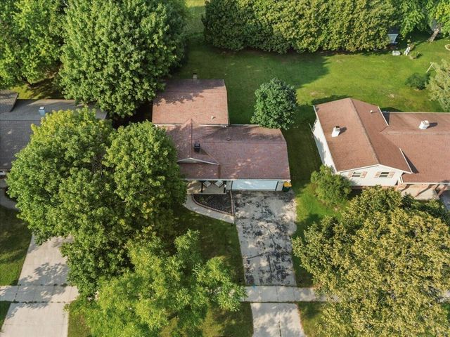1912 Jefferson STREET, West Bend, WI 53090