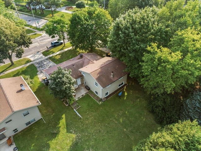 1912 Jefferson STREET, West Bend, WI 53090