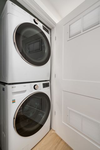 1631 N Lawndale Avenue 2N, Chicago, IL 60647