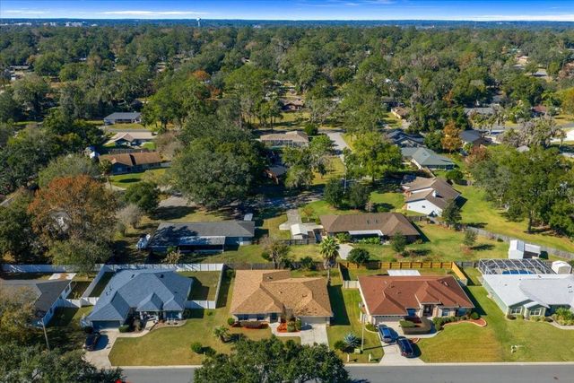 1102 NE 21ST TERRACE, Ocala, FL 34470