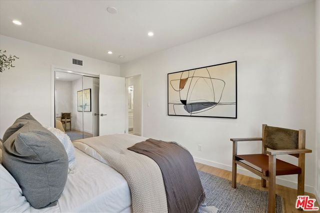 7667 Chisholm Avenue, Van Nuys, CA 91406