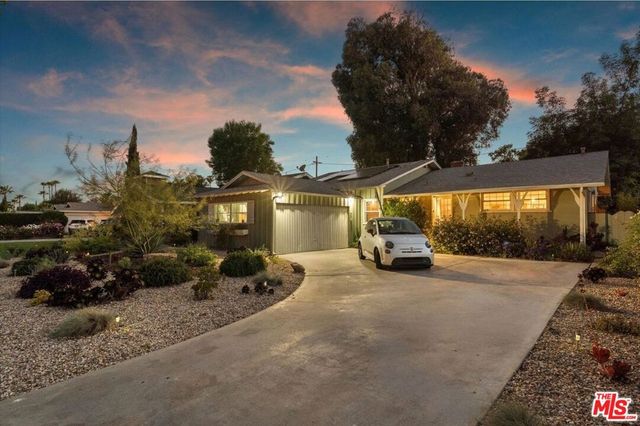 7667 Chisholm Avenue, Van Nuys, CA 91406