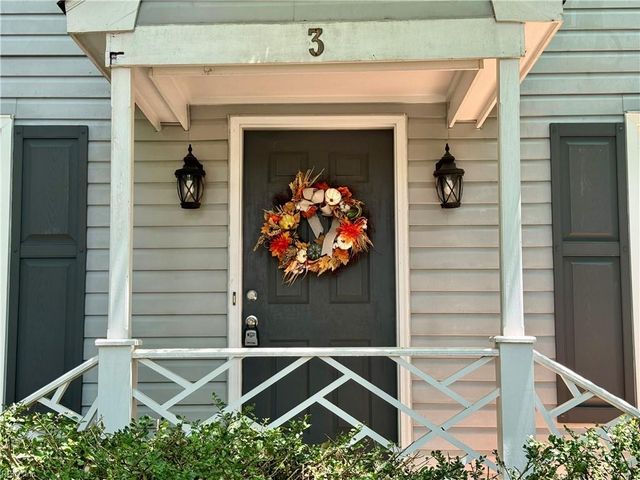 3 Katies CIR, Newport News, VA 23606