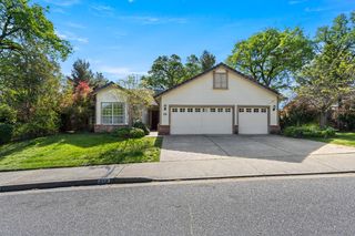 858 Supreme Ct, Auburn, CA 95603