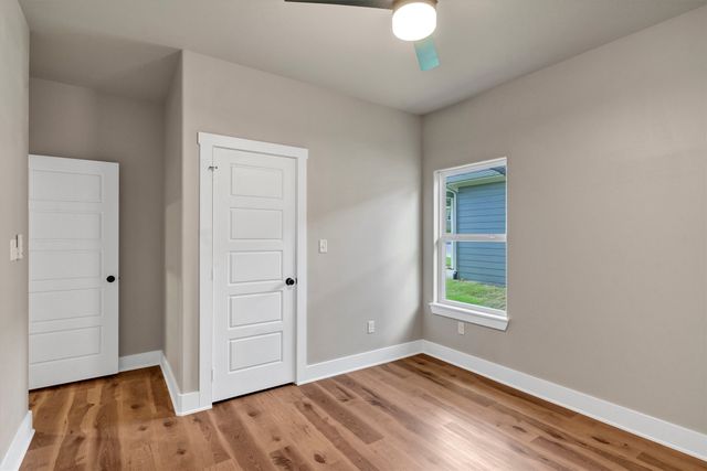 809 Branding Iron Trail, Granbury, TX 76049